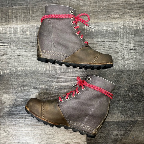 Sorel 1964 Premium PDX Wedge Boot, pre-loved condition - Picture 6 of 16